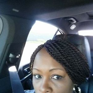 Meet your Posher, Sharlene