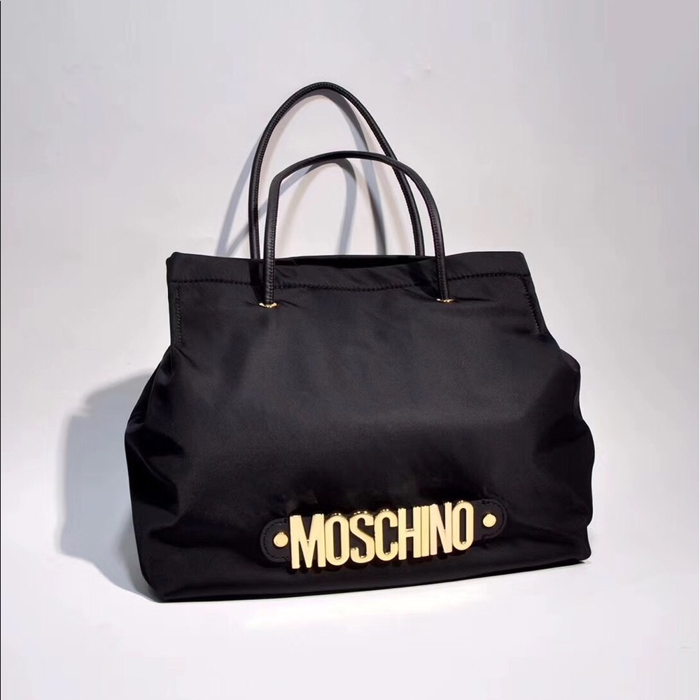 logo letters tote
