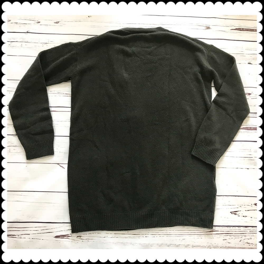 Prada grey cardigan - Picture 2 of 5
