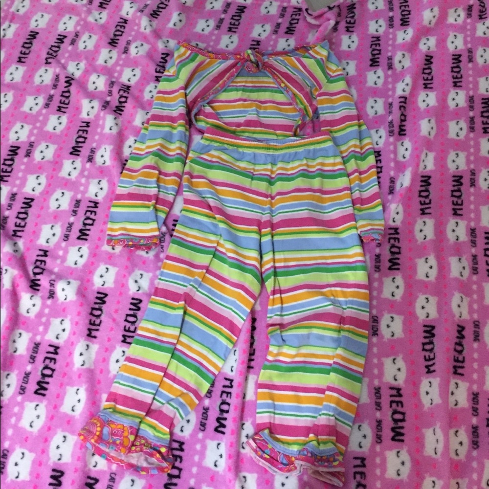 Girls Shrug and Pants Bundle!