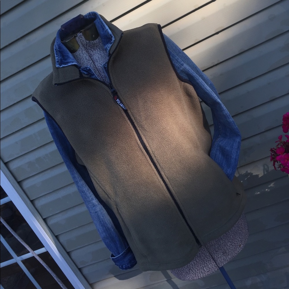 Fleece vest by Eddie Bauer