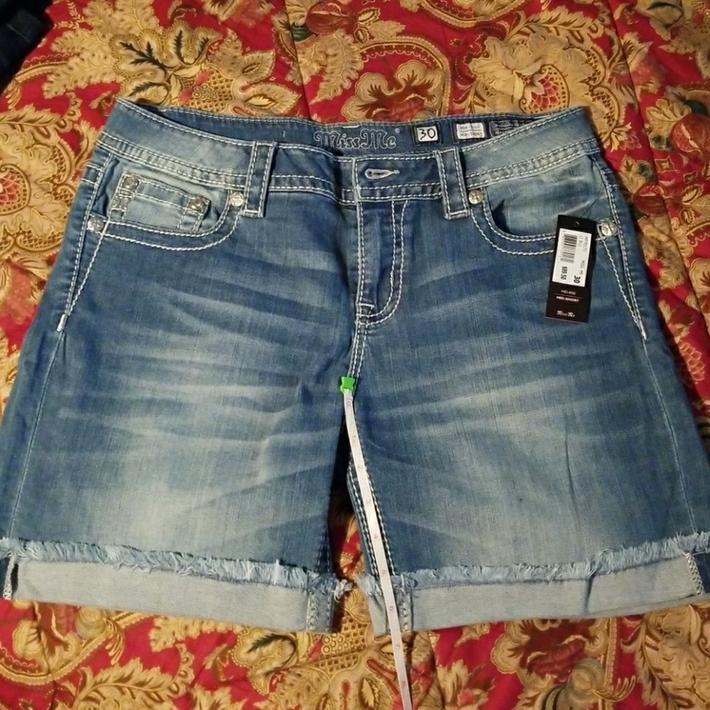 💕💕NWT Miss Me Shorts💕💕