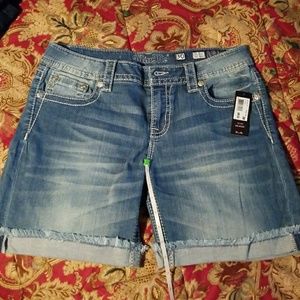 💕💕NWT Miss Me Shorts💕💕