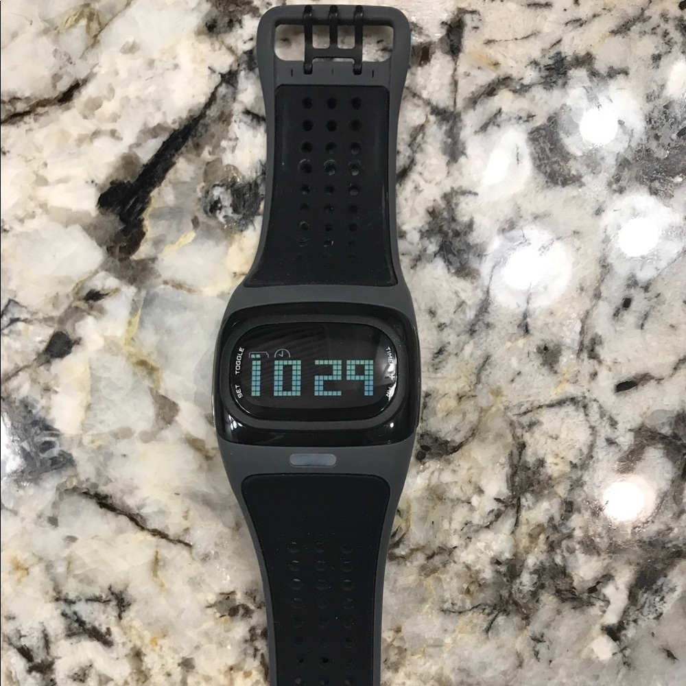 Mio Alpha Heart Rate Sports Activity Watch