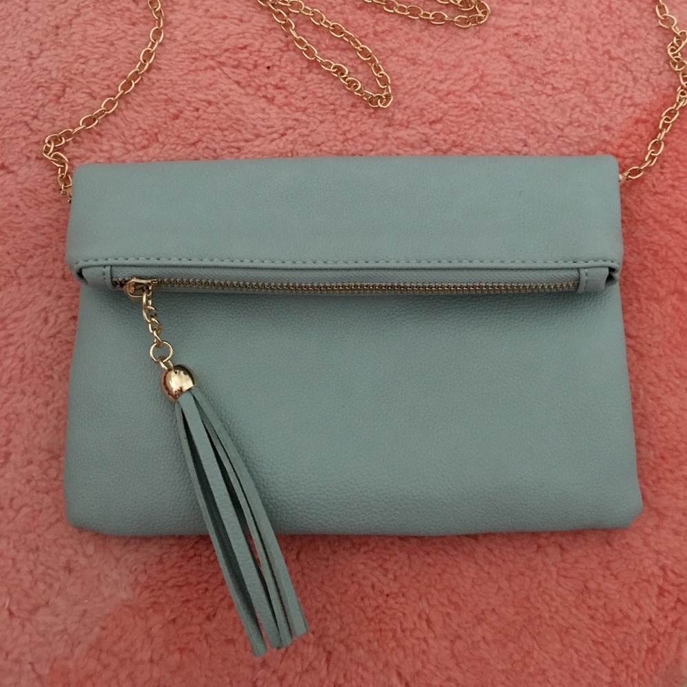 Street Level cross body chain purse