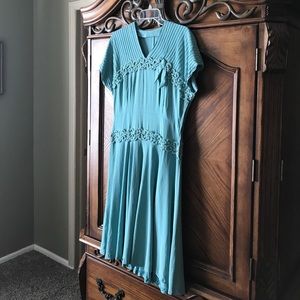 Vintage crepe dress