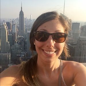 Meet your Posher, Kelly