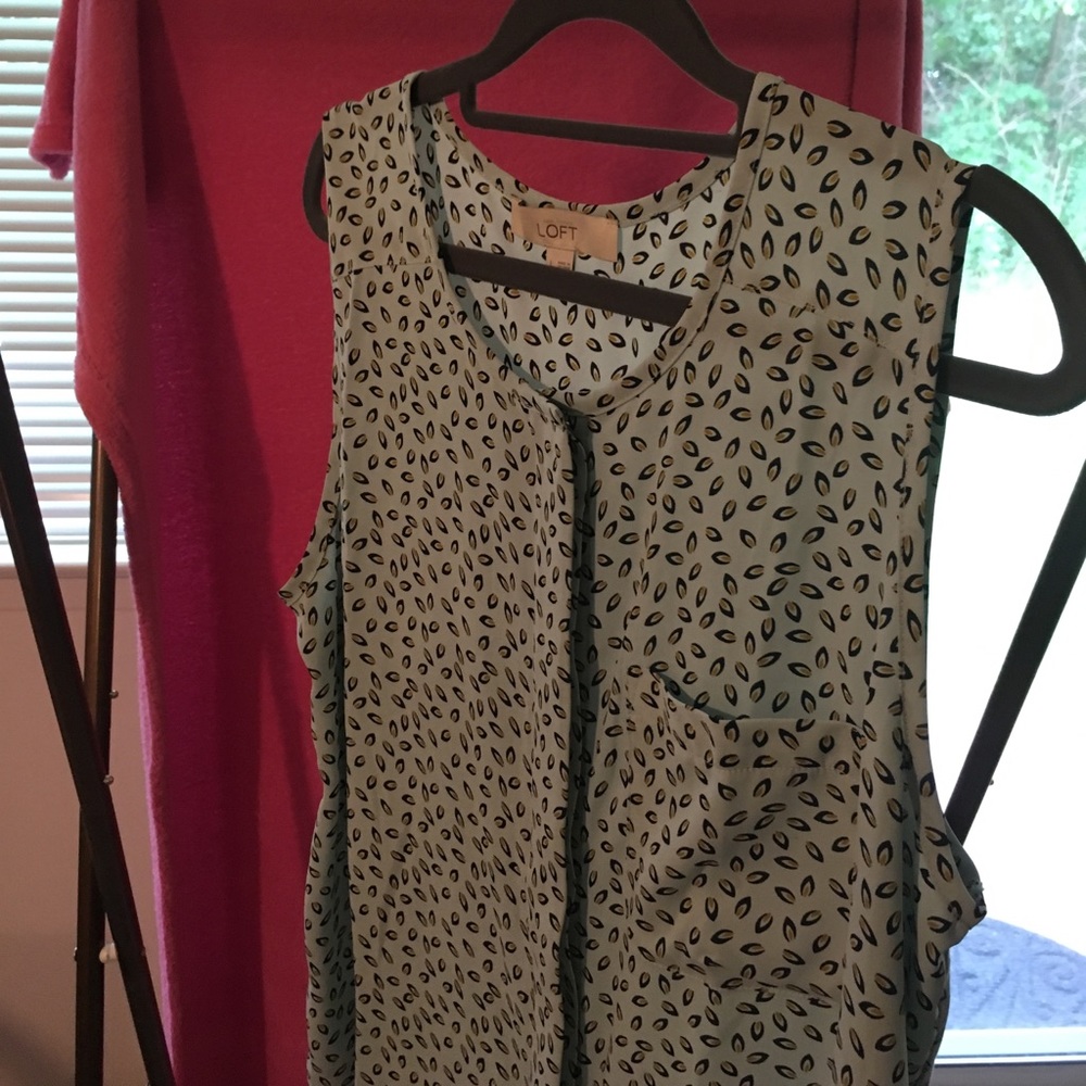 Loft sleeveless blouse