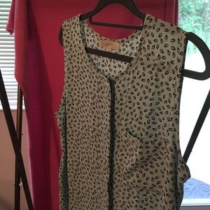 Loft sleeveless blouse