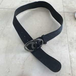 CHANEL belt