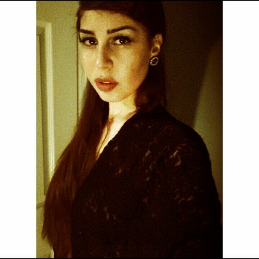 Meet your Posher, Lama