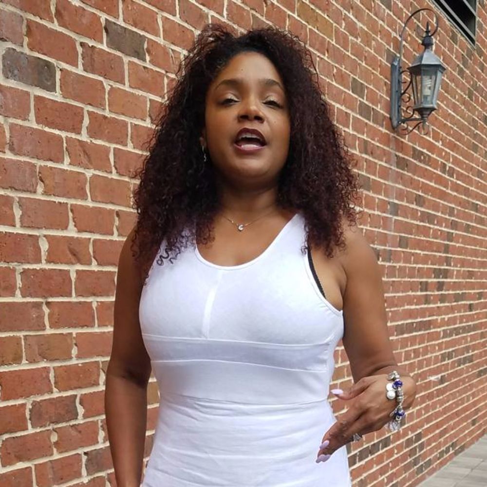 Meet your Posher, Shakey