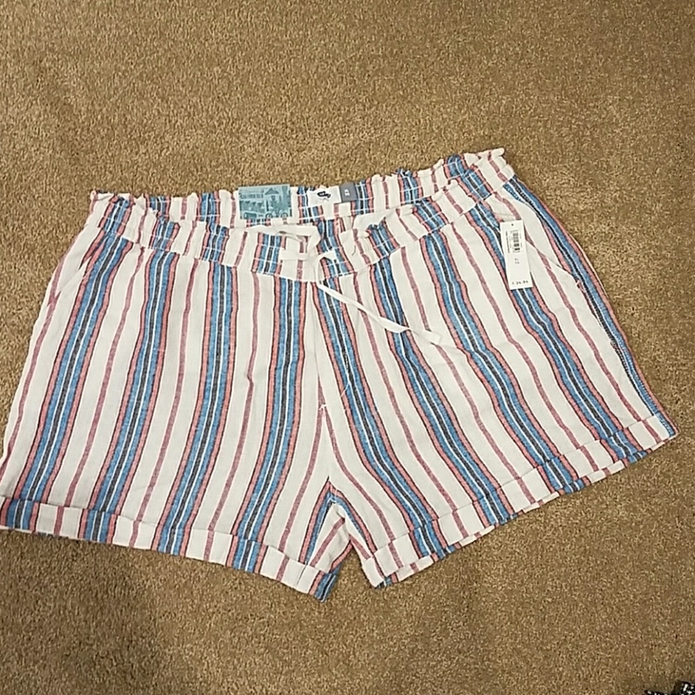 Old Navy Women's cuffed  Shorts
