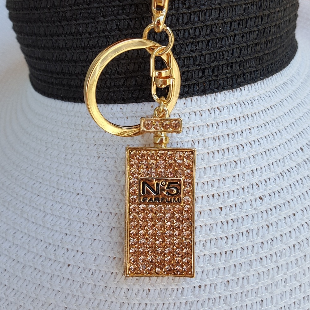 No.5 Perfume Rhinestone Keychain