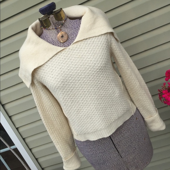 Anthropologie Sweaters - Sweater from Anthropologie