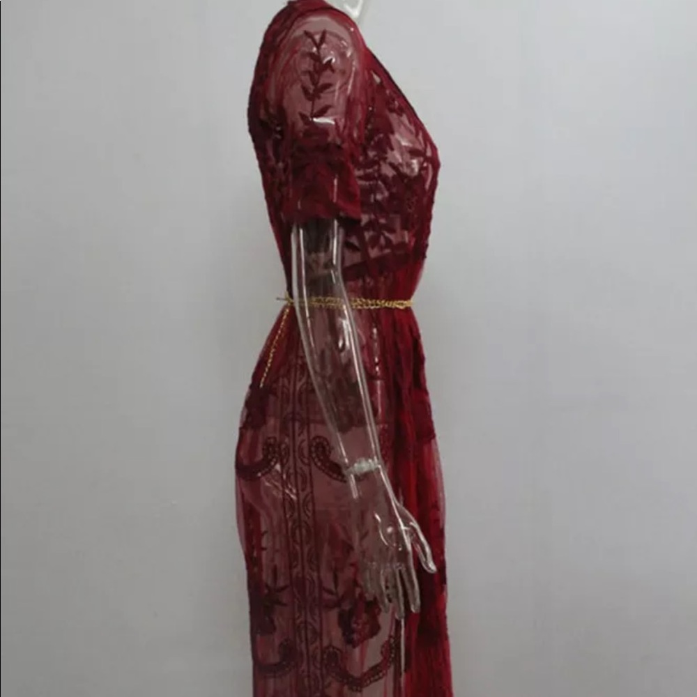 ❤️Beautiful Garnet Lace Maxi Dress - Picture 5 of 8
