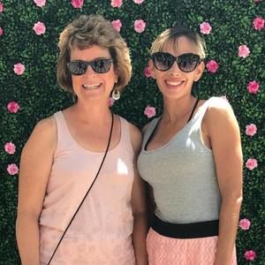 Meet your Posher, Juli