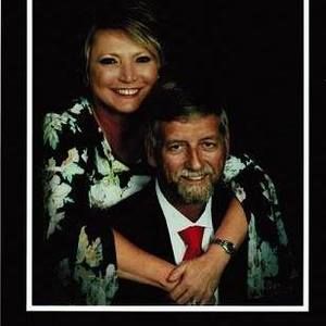 Meet your Posher, Johnette