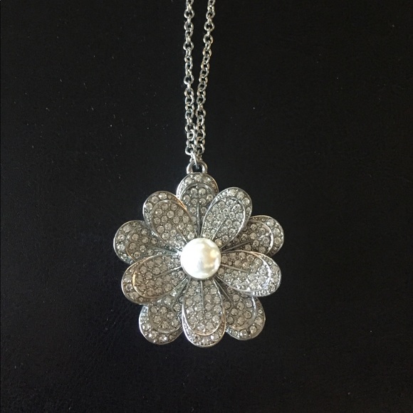 Statement necklace - Picture 1 of 2