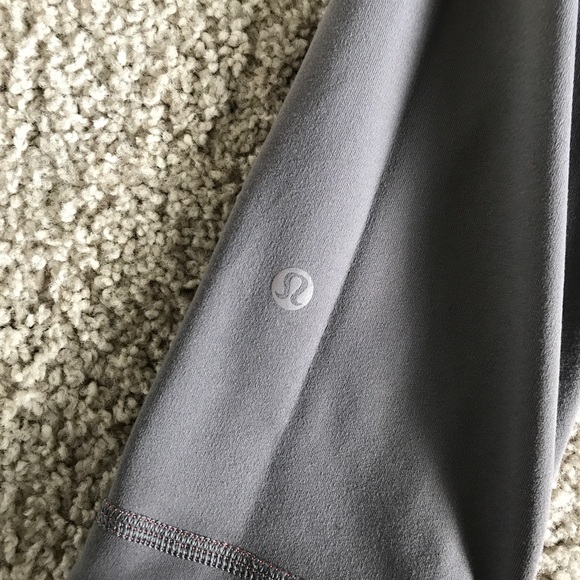 Reversible Lululemon Wunder Under Crop Leggings - Picture 5 of 6