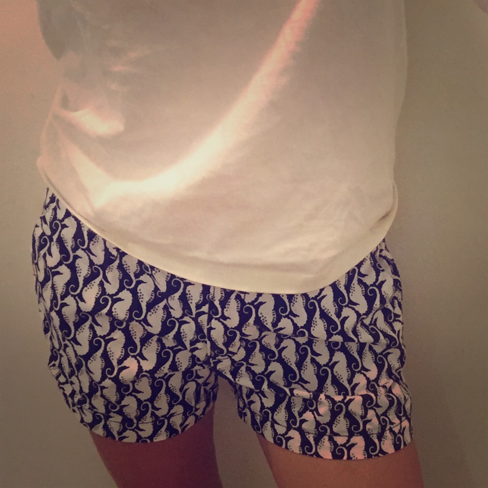 Old navy seahorse shorts