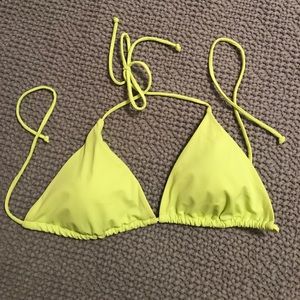 NEVER WORN Victoria's Secret bikini top