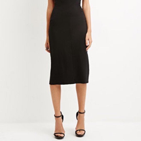 Criss Cross Open Back Midi - Picture 2 of 2