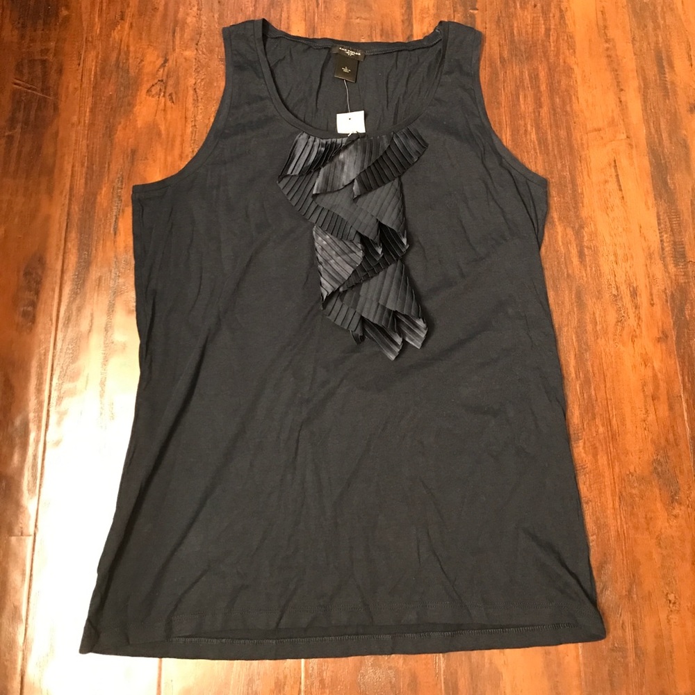 Ann Taylor Navy sleeveless tank!