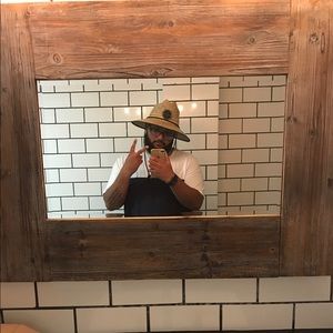 Meet your Posher, Elijah