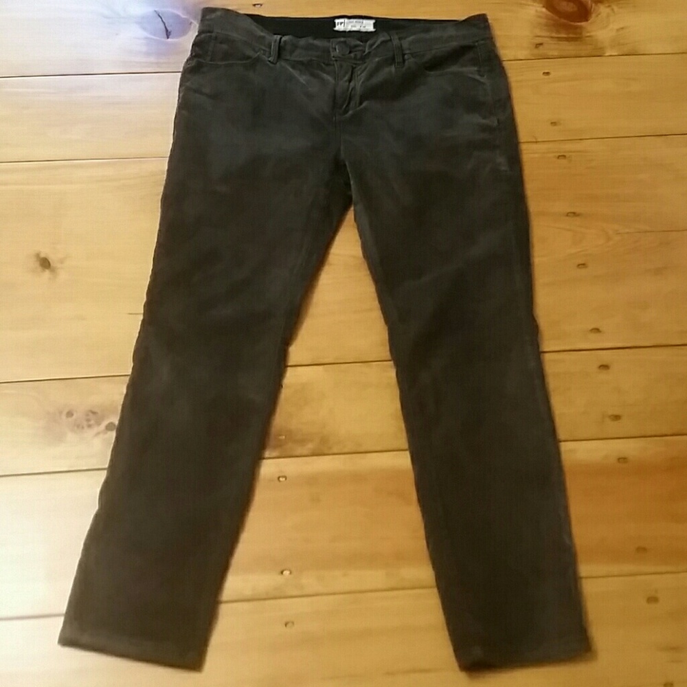 Gorgeous Free People ankle corduroys