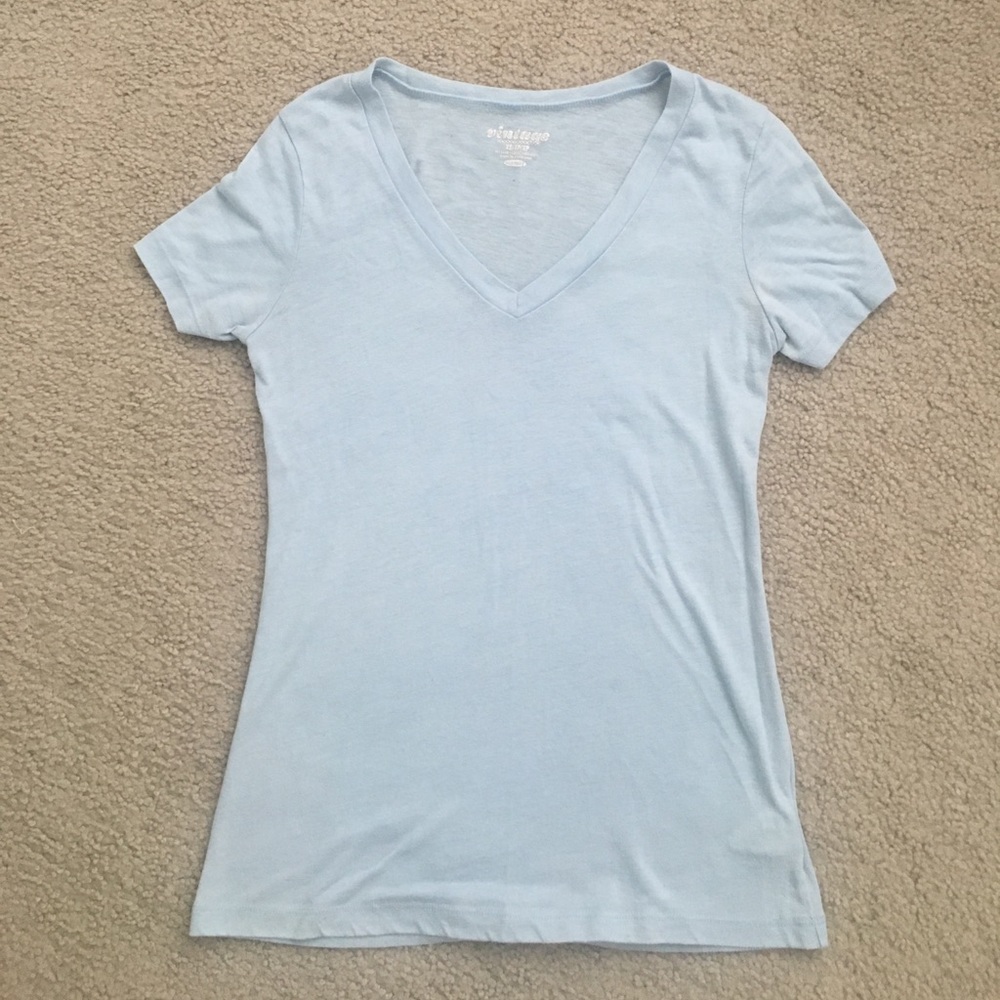 Simple light blue v-neck t-shirt