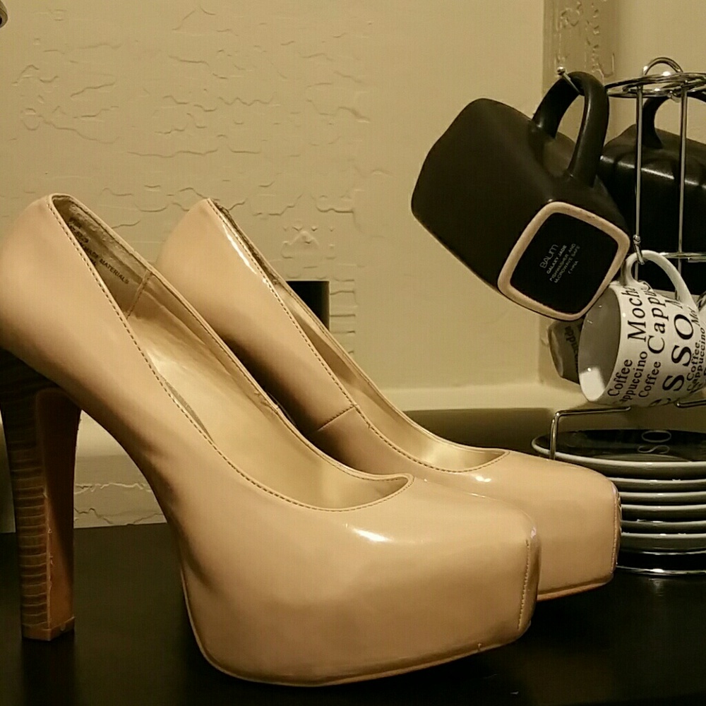 City Streets Nude Chunky Heels