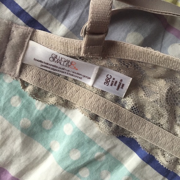 Target Bra - Picture 3 of 3