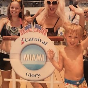 Meet your Posher, Tiffany