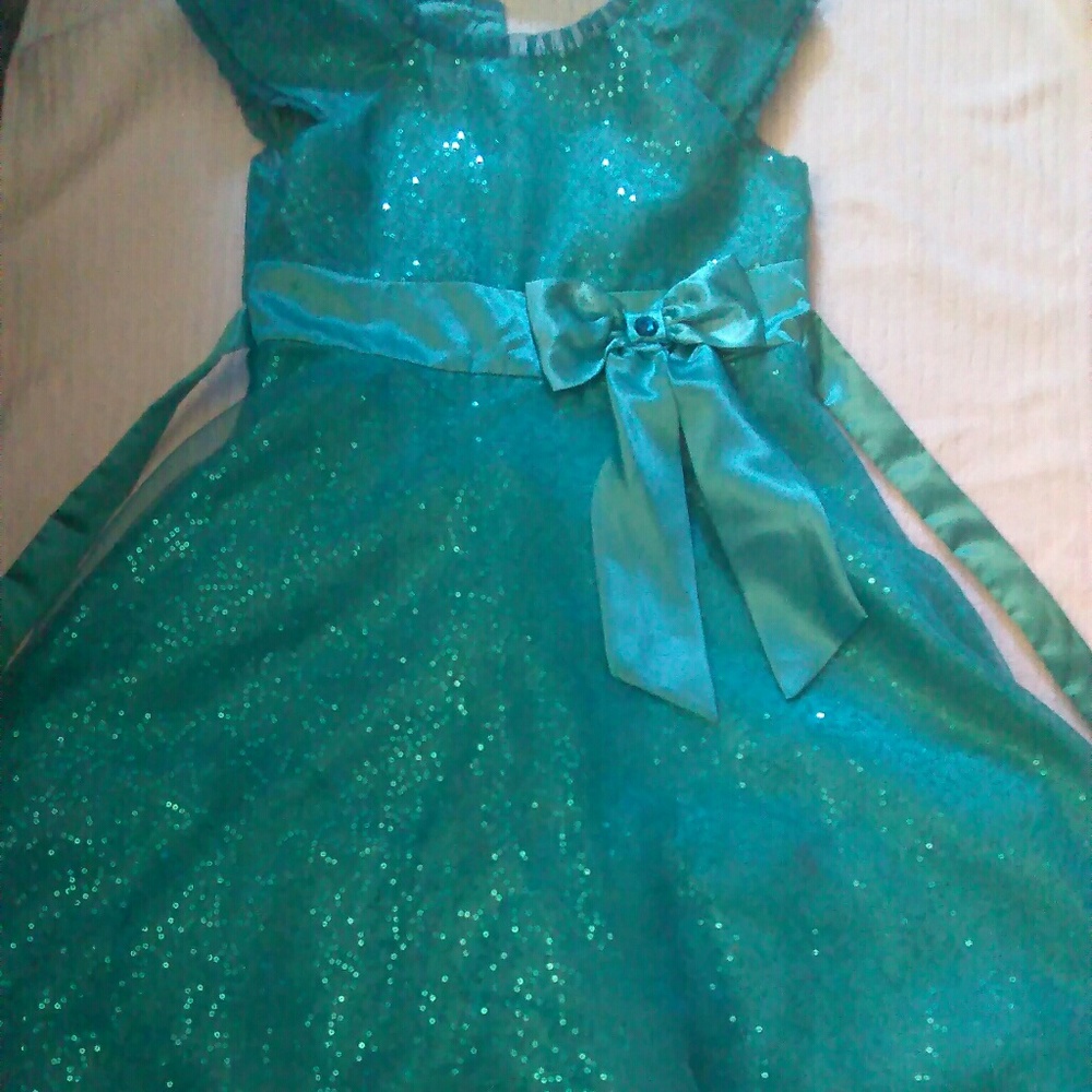 Elegant girls formal party dress