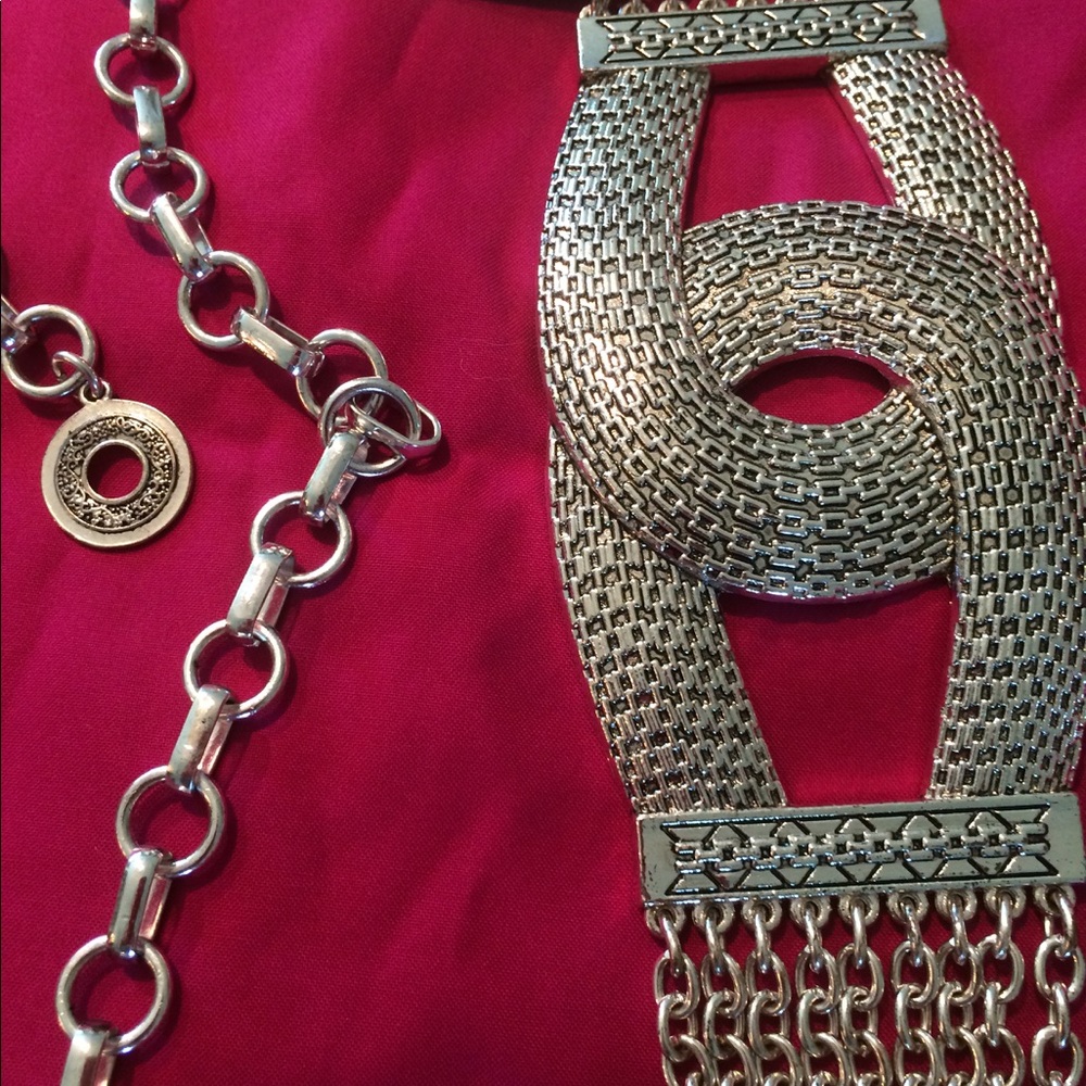 Chico's NWT silver belt