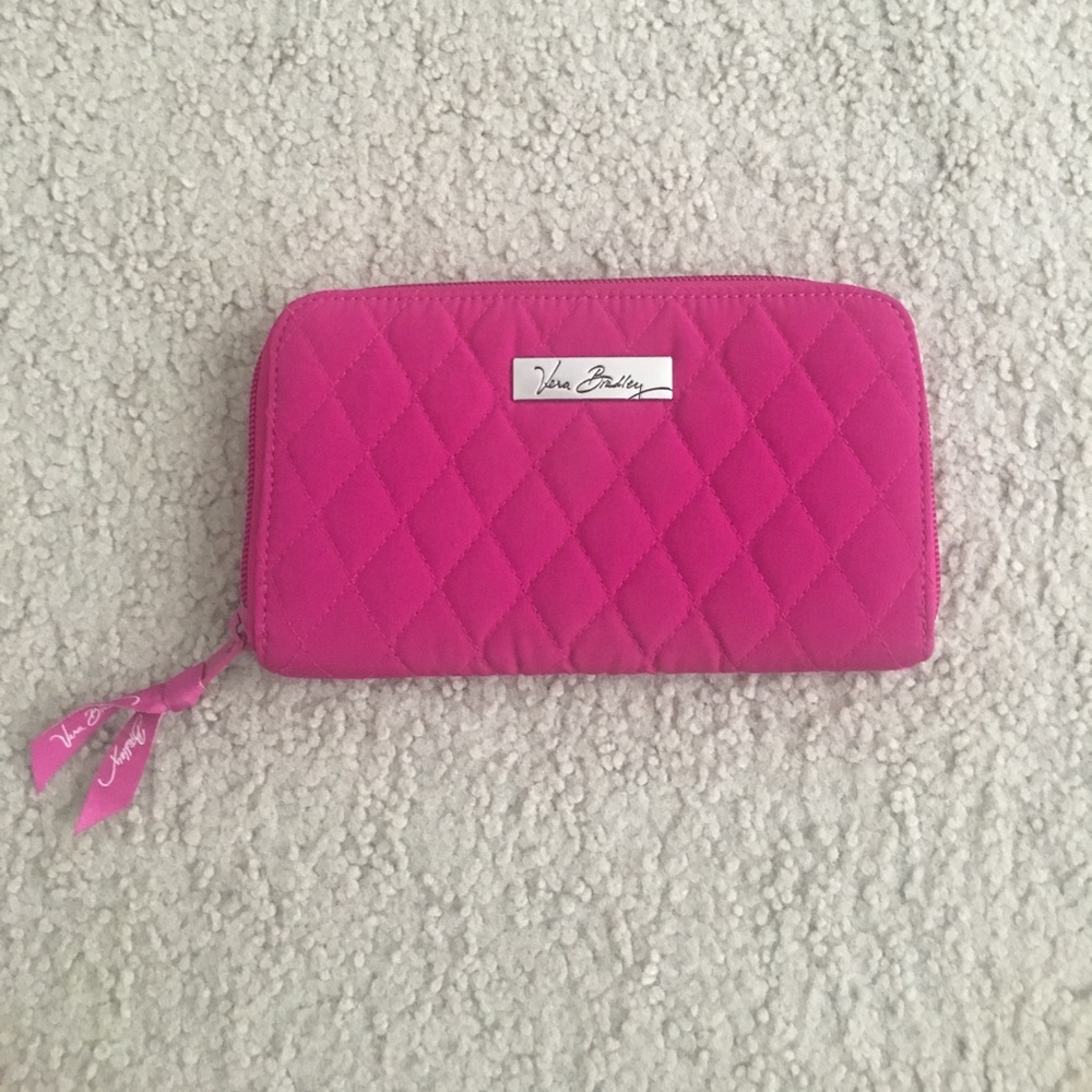 Super cute fuchsia Vera Bradley wallet