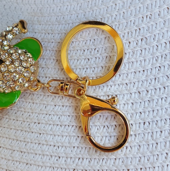 Elephant Rhinestone Keychain - Picture 3 of 3