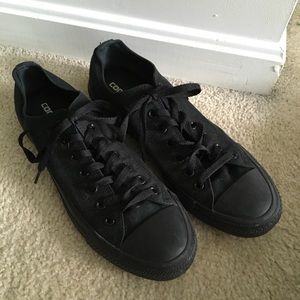 Black converse