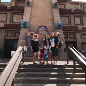 Meet your Posher, Ronald