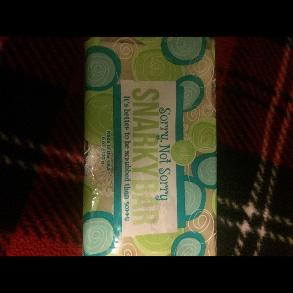 Perfectly Posh Sorry, not sorry Snarky Bar.
