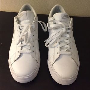 White Nike Size 9 worn only a couple times