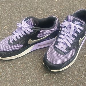 Nike Air Max - Purple & Black