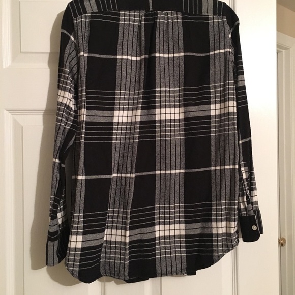 Banana Republic Flannel - Picture 4 of 4