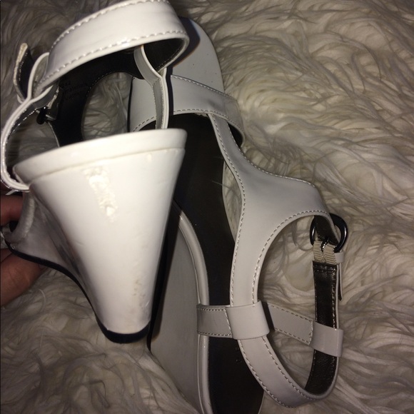 Pesaro Heels - Picture 3 of 4