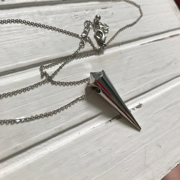 Forever 21 Jewelry - Final price: Worn once! Bold pendant necklace!