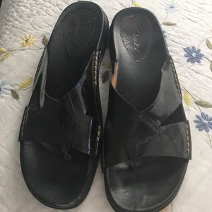CLARKS PATENT SANDALS!