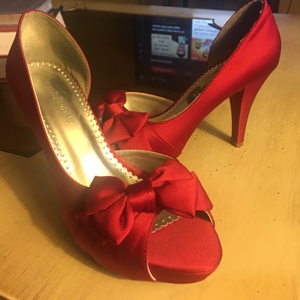 David's Bridal Red Bow Shoes