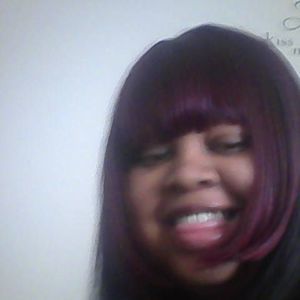 Meet your Posher, Alicia