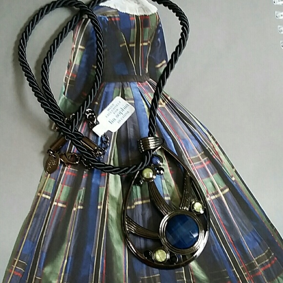 Lia Sophia Necklace New with tag - Picture 1 of 8